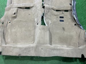 พรมปูพื้นห้องโดยสาร SUBARU LEGACY LANCASTER OEM 95011AE051GG BHE BH9 BH5 2002 SILVER/GREY 1U2