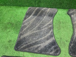 フロアマット SUBARU LEGACY LANCASTER OEM 95011AE050GG BHE 2002 SILVER/GREY 1U2