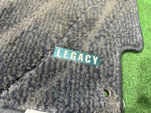 フロアマット SUBARU LEGACY LANCASTER OEM 95011AE050GG BHE 2002 SILVER/GREY 1U2