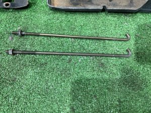 电瓶支架 SUBARU LEGACY LANCASTER OEM 82182AA040 82161AA040 82122AA011 BHE BH9 BH5 BE5 BE9 BEE 2002