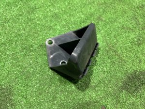 左后保险杠支架 SUBARU LEGACY LANCASTER OEM 57707AE070 BHE 2002 SILVER/GREY 1U2