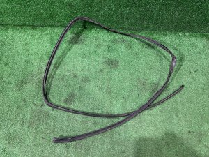 คิ้วกระจกหน้า SUBARU LEGACY LANCASTER OEM 65058AE000 BHE BH9 BH5 BE BE9 BE5 BEE 2002 SILVER/GREY 1U2
