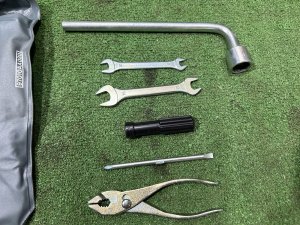ชุดเครื่องมือ SUBARU LEGACY LANCASTER OEM 97010AA020 BHE BH9 BH5 BE5 BE9 BEE 2002