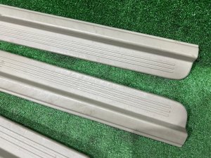 门槛饰条 SUBARU LEGACY LANCASTER OEM 94060AE000GE 94060AE010GE 94061AE000GE 94061AE010GE BHE BH9 BH5 2002 SILVER/GREY 1U2