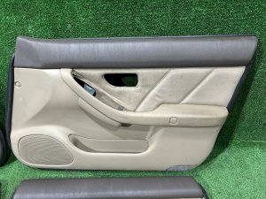 ドアトリム SUBARU LEGACY LANCASTER OEM 94210AE600AD 94210AE610AD 94220AE420AD 94220AE430AD BHE BH9 BH5 2002 SILVER/GREY 1U2