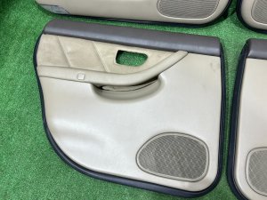 ドアトリム SUBARU LEGACY LANCASTER OEM 94210AE600AD 94210AE610AD 94220AE420AD 94220AE430AD BHE BH9 BH5 2002 SILVER/GREY 1U2