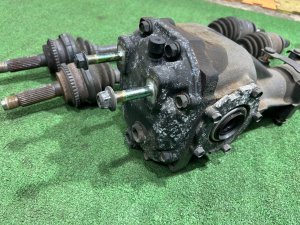 Diferencial с приводами G/R=4.111 LSD SUBARU LEGACY LANCASTER OEM 27011AA730 BHE BH9 BH5 BE5 BE9 BEE 2002 EZ30 AT