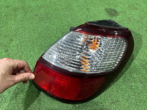 ไฟท้ายขวา SUBARU LEGACY LANCASTER OEM 84201AE081 BHE BH9 2002