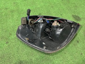 ไฟท้ายขวา SUBARU LEGACY LANCASTER OEM 84201AE081 BHE BH9 2002