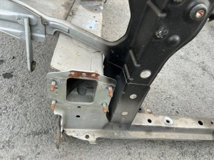 แผงหน้าหม้อน้ำ SUBARU LEGACY LANCASTER OEM 53060AE001, 53020AE081, 53020AE091, 53040AE000, 53060AE051 BHE BH9 BH5 BE5 BE9 BEE 2002 SILVER/GREY 1U2