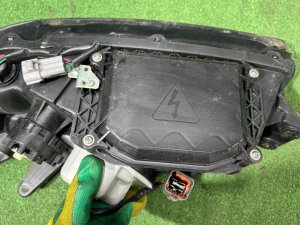 ไฟหน้า Ксенон SUBARU LEGACY LANCASTER OEM 84001AE300, 84001AE310 BHE BH9 BH5 BE5 BE9 BEE 2002
