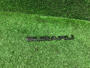 エンブレム SUBARU SUBARU LEGACY LANCASTER OEM 93073AE570 BHE BH9 2002 SILVER/GREY 1U2