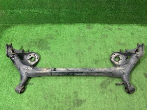 Rear axle beam 42101-12171 TOYOTA PRIUS