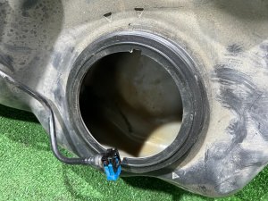 油箱 TOYOTA PRIUS OEM 77001-47120 ZVW30 2012 2ZRFXE