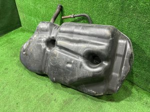油箱 TOYOTA PRIUS OEM 77001-47120 ZVW30 2012 2ZRFXE