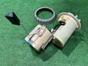 ปั๊มติ๊ก целые трубки 77024-75010 TOYOTA PRIUS
