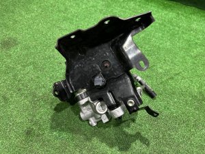 กล่อง ABS TOYOTA PRIUS OEM 47210-47330 47205-33011 ZVW30 2012 2ZRFXE