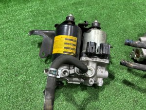 กล่อง ABS TOYOTA PRIUS OEM 47210-47330 47205-33011 ZVW30 2012 2ZRFXE