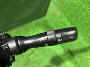 コンビネーションスイッチ TOYOTA PRIUS OEM 8414012570 ZVW30 2012 2ZRFXE