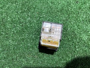 Módulo de comando dos espelhos TOYOTA PRIUS OEM 8430774020 ZVW30 2012 2ZRFXE