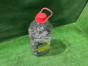 ボルト（5リットル分） TOYOTA PRIUS OEM 91554-L1690 ZVW30 2012