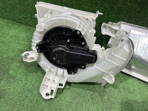 Blower motor TOYOTA PRIUS OEM 87010-47120 ZVW30 2012 2ZRFXE