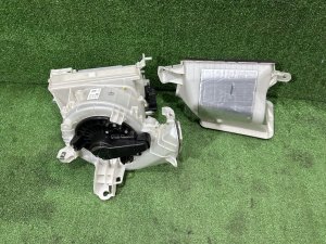 โบลเวอร์แอร์ 87010-47120 TOYOTA PRIUS