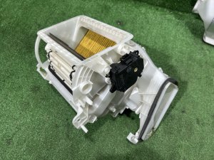 Blower motor TOYOTA PRIUS OEM 87010-47120 ZVW30 2012 2ZRFXE