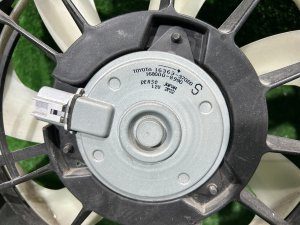 水箱风扇 TOYOTA PRIUS OEM 1002221377 ZVW30 2012 2ZRFXE