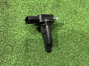 Mass airflow sensor (MAF) TOYOTA PRIUS OEM 22204-28010 ZVW30 2012 2ZRFXE