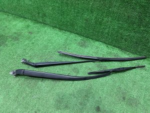 ใบปัดน้ำฝน TOYOTA PRIUS OEM 85211-47090 85221-47080 ZVW30 2012