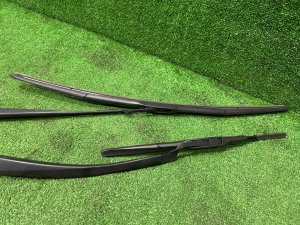 ใบปัดน้ำฝน TOYOTA PRIUS OEM 85211-47090 85221-47080 ZVW30 2012