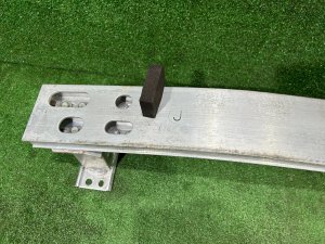 フロントバンパーレインフォースメント TOYOTA PRIUS OEM 52021-47081 57013-47030 57014-47030 ZVW30 2012