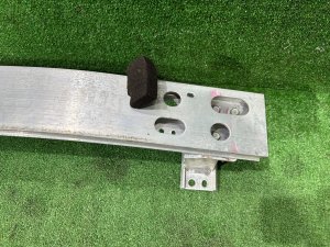 フロントバンパーレインフォースメント TOYOTA PRIUS OEM 52021-47081 57013-47030 57014-47030 ZVW30 2012