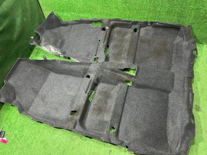 พรมปูพื้นห้องโดยสาร черный 5851047211B2 TOYOTA PRIUS