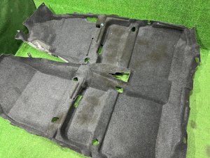 Alcatifa черный TOYOTA PRIUS OEM 5851047211B2 ZVW30 2012 SILVER 1F7