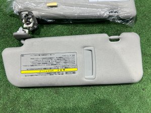 Sun visors TOYOTA PRIUS OEM 74310-47160-B0 74320-47170-B0 ZVW30 2012 SILVER 1F7