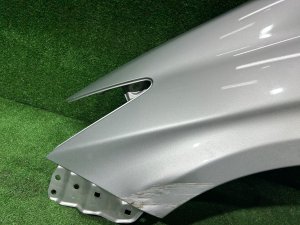 左フロントフェンダー TOYOTA PRIUS OEM 53802-47050 ZVW30 2012 SILVER 1F7