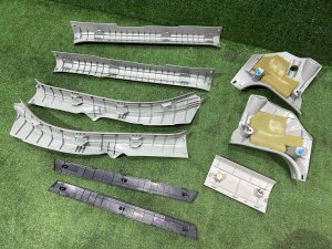 门槛饰条 черные TOYOTA PRIUS OEM 67913-47040-G0 67914-47040-G0 67917-47040-G0 67918-47040-G0 ZVW30 2012 SILVER 1F7