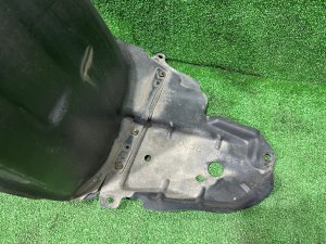 右前轮内衬 TOYOTA PRIUS OEM 5387547030 ZVW30 2012 SILVER 1F7