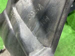 右前轮内衬 TOYOTA PRIUS OEM 5387547030 ZVW30 2012 SILVER 1F7