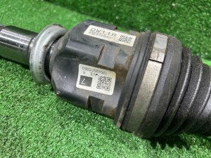 เพลาขับหน้า правый TOYOTA PRIUS OEM 43410-47030 ZVW30 2012 2ZRFXE