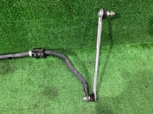 前防倾杆 TOYOTA PRIUS OEM 48811-47060 48820-47020 ZVW30 2012 2ZRFXE