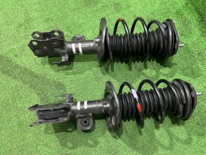减震器 передние TOYOTA PRIUS OEM 48510-80573 48520-80293 ZVW30 2012 2ZRFXE