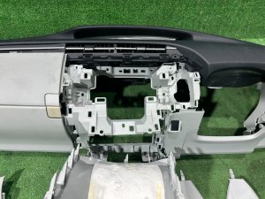 Salpicadero рестайлниг TOYOTA PRIUS OEM 55300-47190-C0 ZVW30 2012 SILVER 1F7
