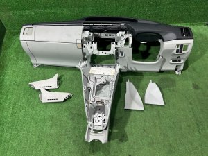 คอนโซลหน้า рестайлниг 55300-47190-C0 TOYOTA PRIUS