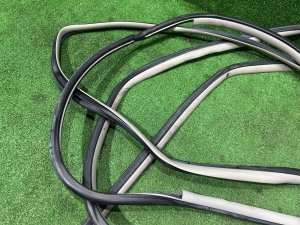 ยางขอบประตู TOYOTA PRIUS OEM 67861-47030 67862-47030 67871-47030 67872-47030 ZVW30 2012 SILVER 1F7