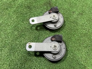 Horns гудок TOYOTA PRIUS OEM 86510-28130 86520-28180 ZVW30 2012 2ZRFXE