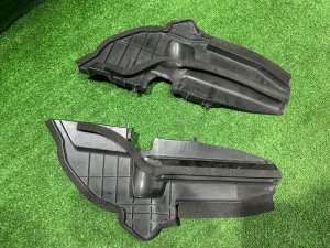 แผ่นบังลม радиатора 53294-47030 TOYOTA PRIUS