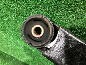 リアメンバー SUBARU LEGACY OEM 20152AE000 BH5 2000 EJ206 AT